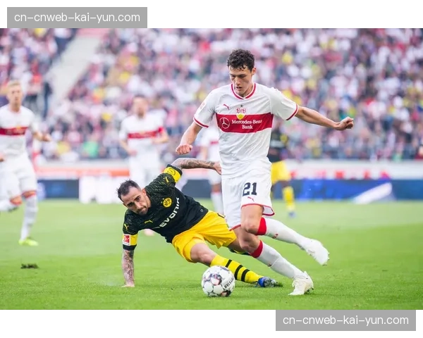 从保级到争冠：斯图加特主教练塞巴斯蒂安·赫内斯讲述球队三年复兴路